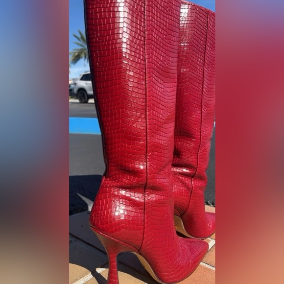 Stuart Weitzman Red Crocodile Leather Heeled Boots Size 6 - Picture 3 of 6